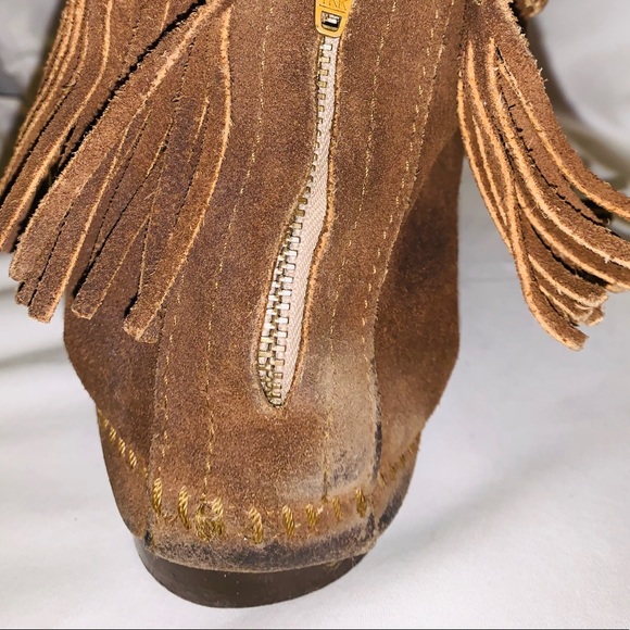 Minnetonka Brown High Top Fringe Bootie :: 8 - Picture 4 of 6